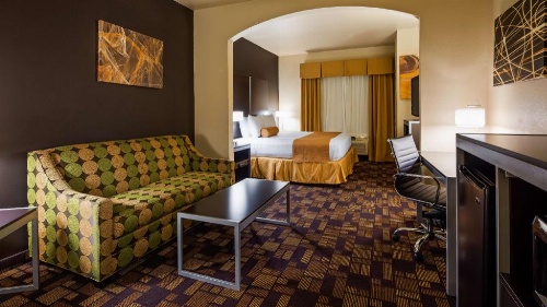 Best Western Windsor Pointe Hotel & Suites-At&T Center image 12