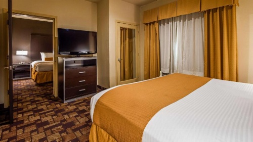 Best Western Windsor Pointe Hotel & Suites-At&T Center image 20