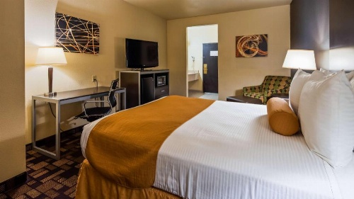 Best Western Windsor Pointe Hotel & Suites-At&T Center image 23