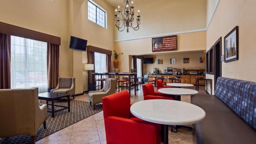 Best Western Windsor Pointe Hotel & Suites-At&T Center image 44