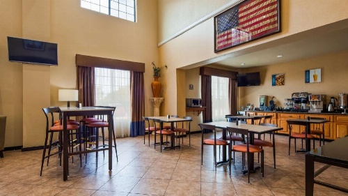 Best Western Windsor Pointe Hotel & Suites-At&T Center image 45