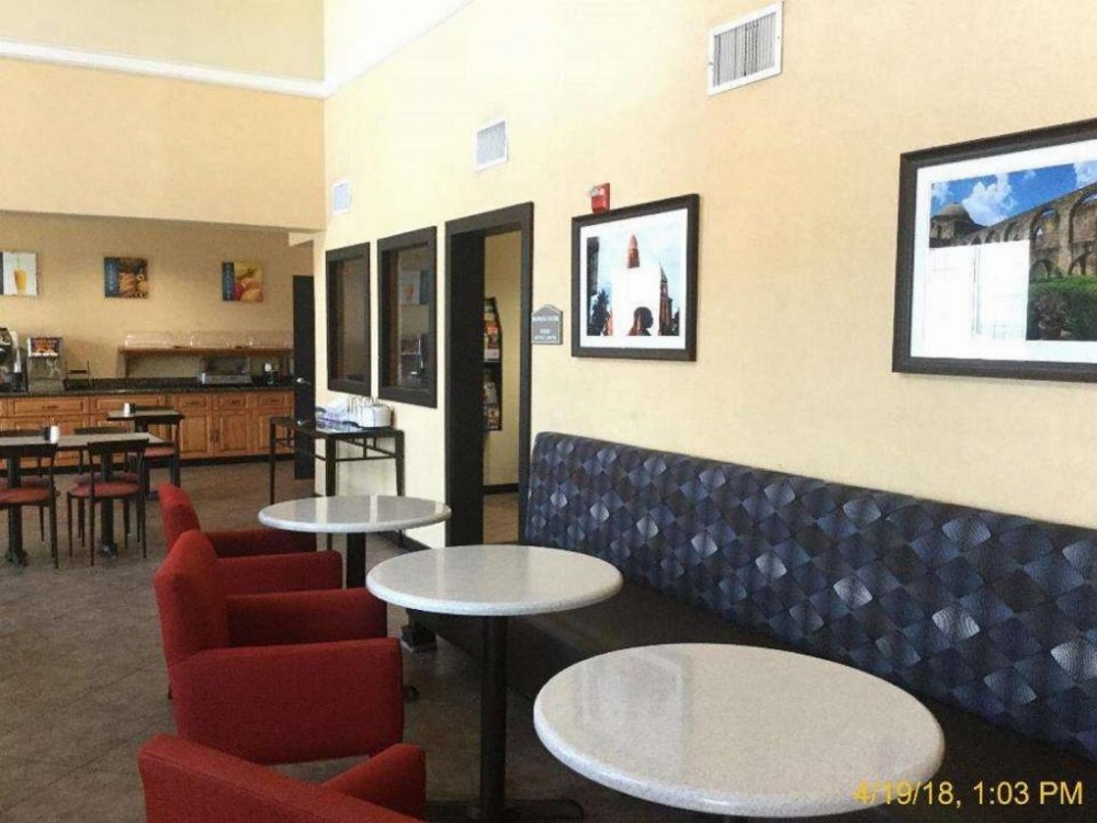 Best Western Windsor Pointe Hotel & Suites-At&T Center Image 46