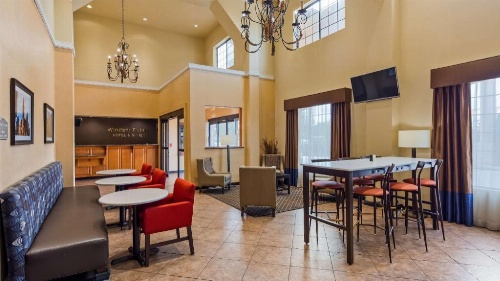 Best Western Windsor Pointe Hotel & Suites-At&T Center image 47