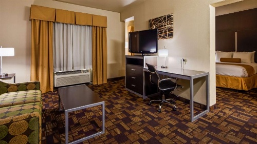 Best Western Windsor Pointe Hotel & Suites-At&T Center image 6